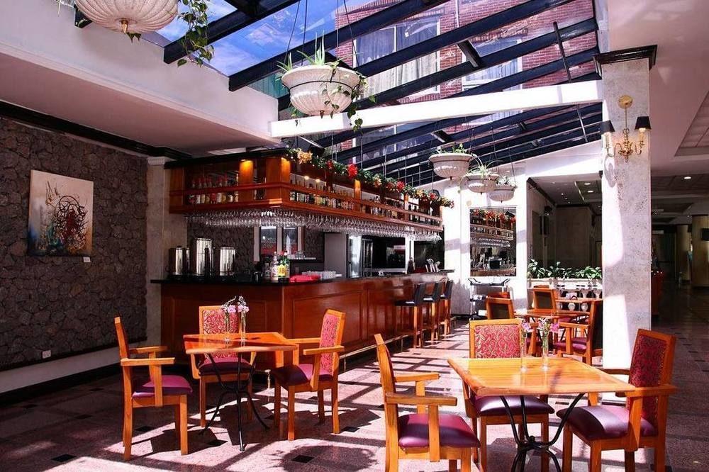 Hotel Ramada By Wyndham Buenos Aires à Vicente López Extérieur photo